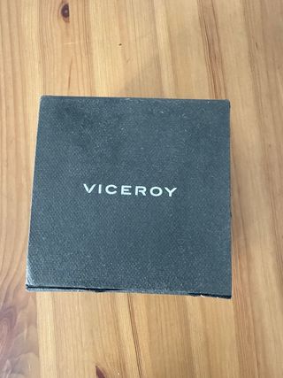 Reloj Viceroy Cronógrafo Plateado.