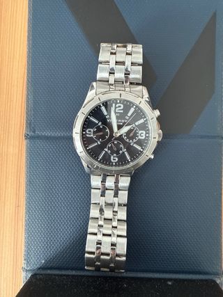 Reloj Viceroy Cronógrafo Plateado.