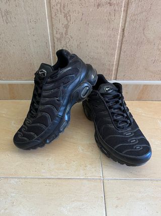 Nike TN Negras