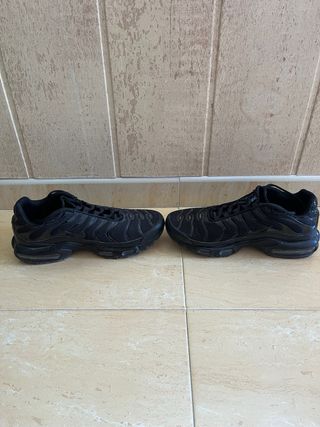 Nike TN Negras