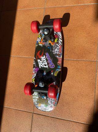 Mini skate tabla roja Colacao pequeño nuevo limpio