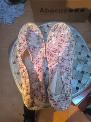 Alpargatas florales talla 40