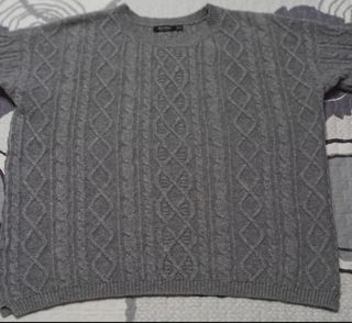 Jersey Bershka Gris Talla S