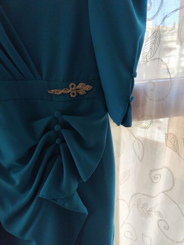 Vestido azul verdoso elegante