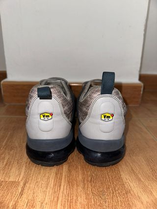 Zapatillas Nike VaporMax Gris y Turquesa