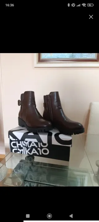 Botines de piel marrones
