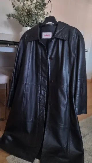 Abrigo Piel Ovino Negro.