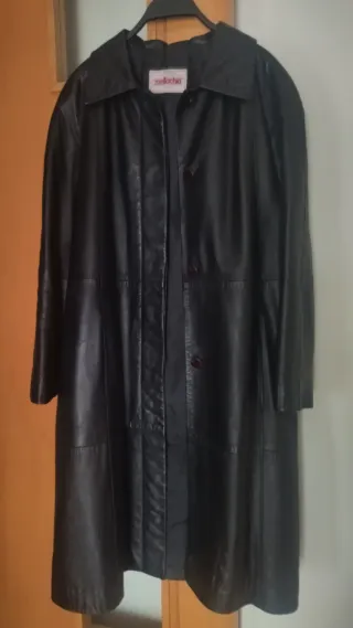 Abrigo Piel Ovino Negro.