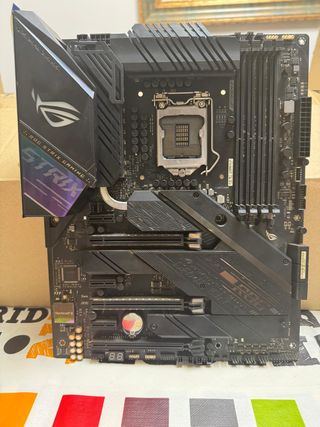 Placa Base Asus ROG STRIX Z490-E GAMING