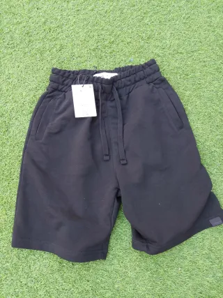 Bershka Pantalón Corto Negro