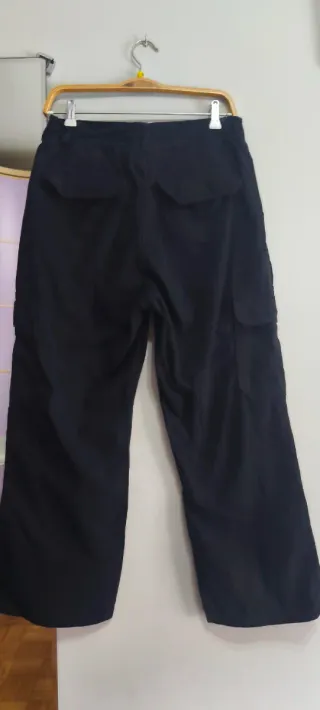 Pantalón Cargo Negro Zara Talla M.
