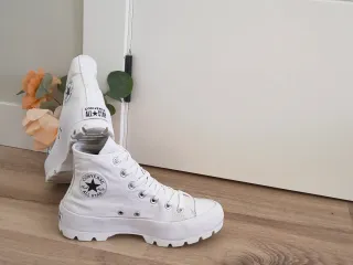 Converse con plataforma talla 39 color blanco