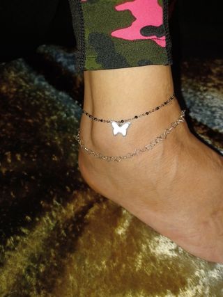 Pulsera tobillera plata mariposa y corazones dos