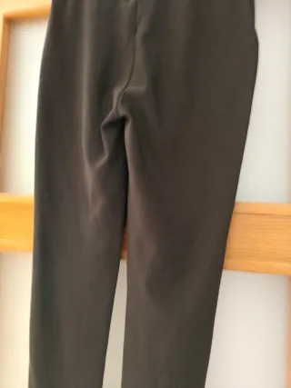 Pantalón negro mujer con botones