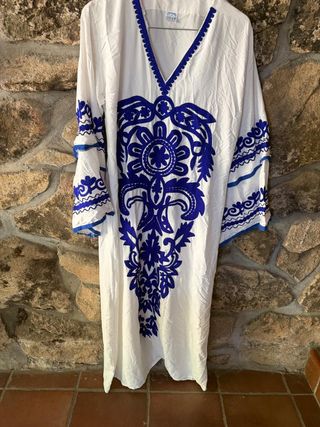 Vestido largo estilo oriental talla M