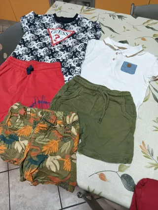 T-shirt e pantaloncini bimbo Guess