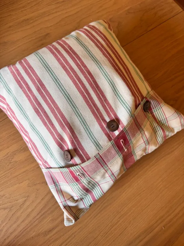 2 Cojines Rayas y Cuadros