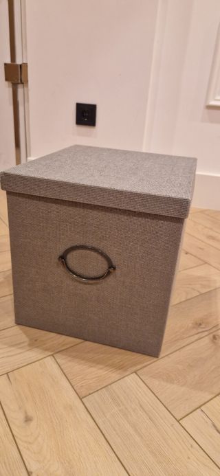 Caja Almacenaje Ikea Kvarnvik Gris Cartón duro. 