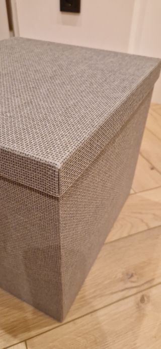Caja Almacenaje Ikea Kvarnvik Gris Cartón duro. 