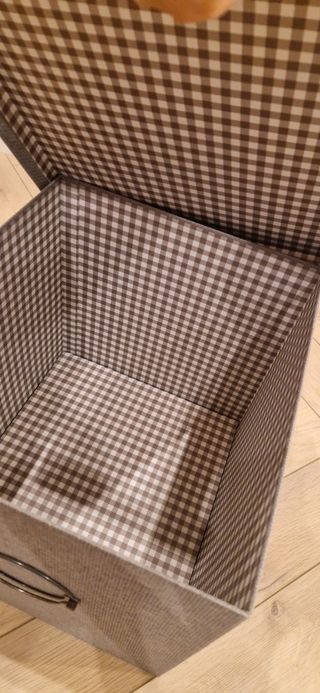 Caja Almacenaje Ikea Kvarnvik Gris Cartón duro. 