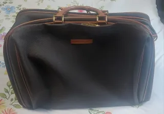 Porta trajes Salvador Bachiller Marrón
Nueva