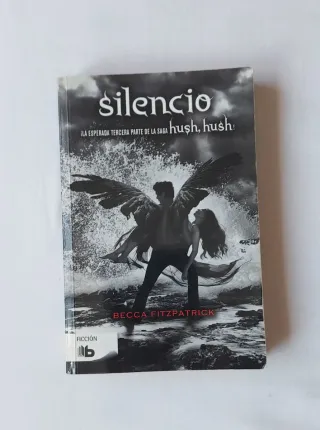 Silencio / Silence (Hush, Hush Trilogy) (Spanis...