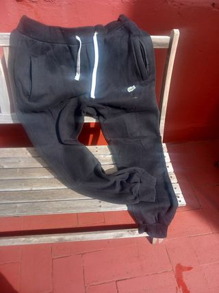 Pantalón chándal Lacoste negro