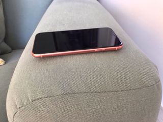 iPhone XR 128 GB Corallo