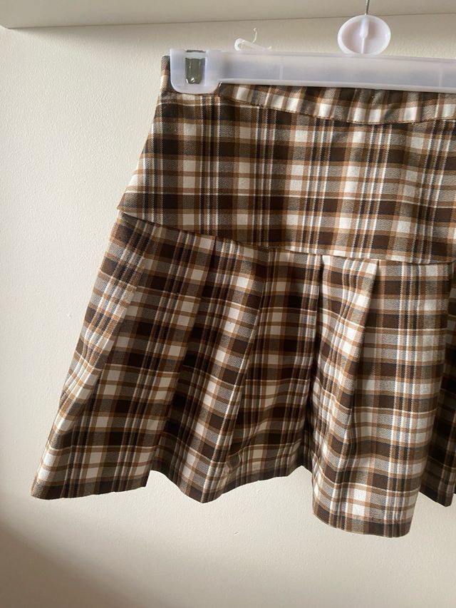 Falda plisada cuadros marrón y blanco