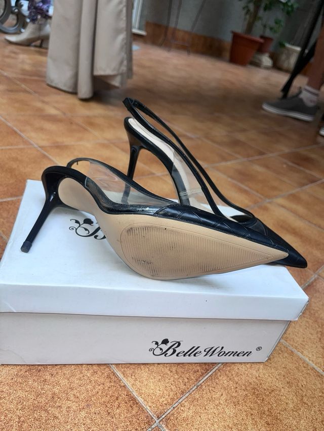 Tacones Zara transparentes negros