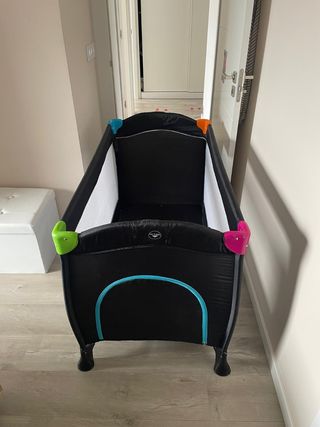 Cuna de viaje plegable