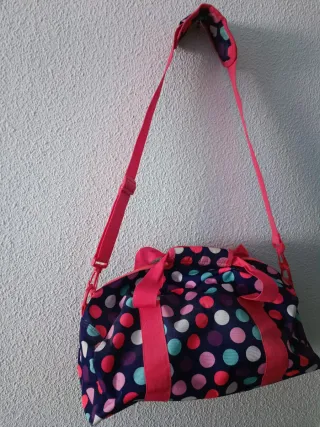 Bolsa de deporte con lunares