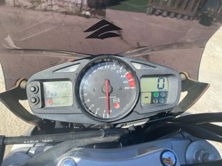 Suzuki GSR 600