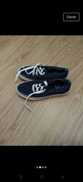 Zapatillas lona azul marino lunares