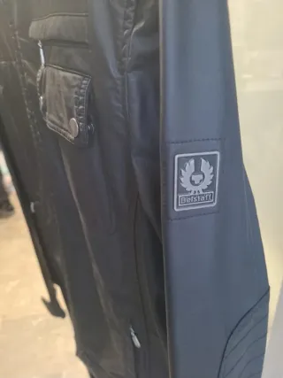 Cazadora ligera Belstaff Negra
