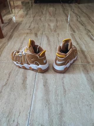 Zapatillas Nike Talla 35.5 Marrones y Amarillas