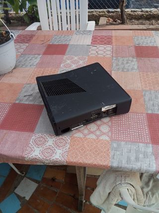 Xbox 360 Negra + volante kheel