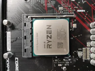 Placa Base MSI con Procesador Ryzen + 16 gb ram
