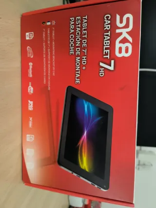 Tablet SK8 7 HD con soporte coche