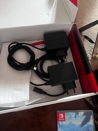 Nintendo Switch Poco Usada Azul/Rojo