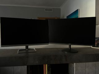 2 Monitores de 27 pulgadas