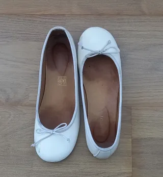 Bailarinas blancas con lazo