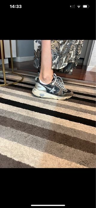Golden Goose Sneakers Plata y Negro
