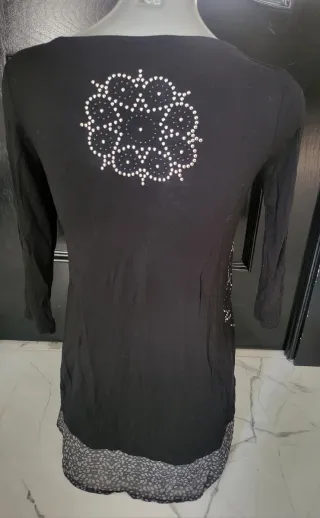 Blusa Desigual Negra con Pedrería