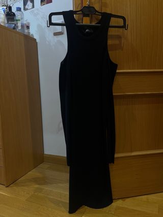 Vestido largo negro Stradivarius