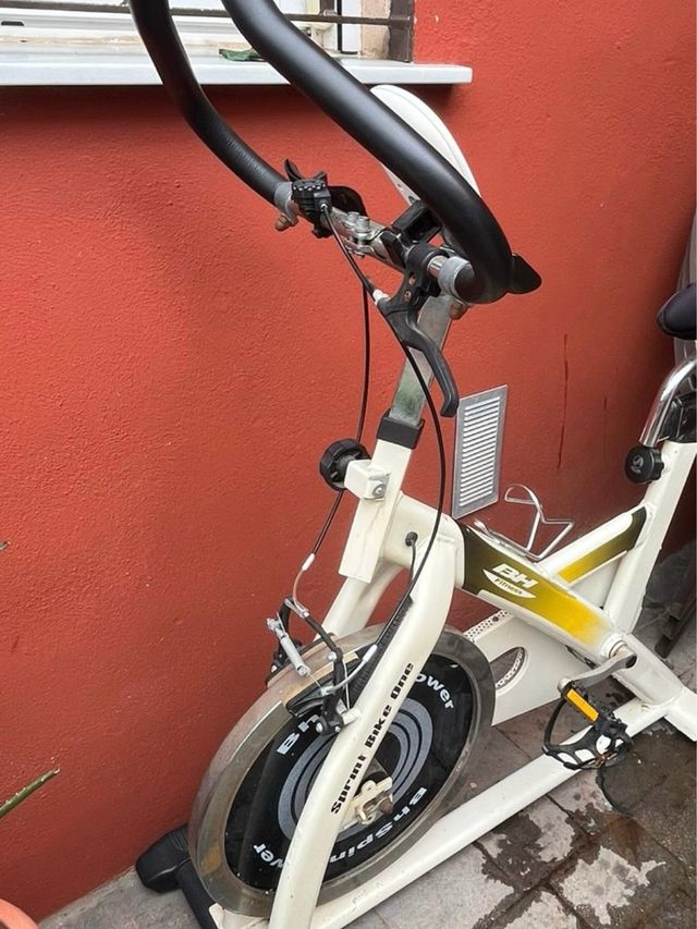 Bicicleta Estática BH Sprint Bike One