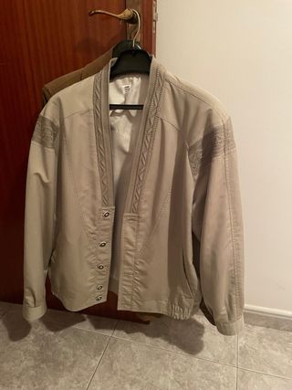 Chaqueta Beige