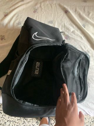 Mochila Nike Elite Negra