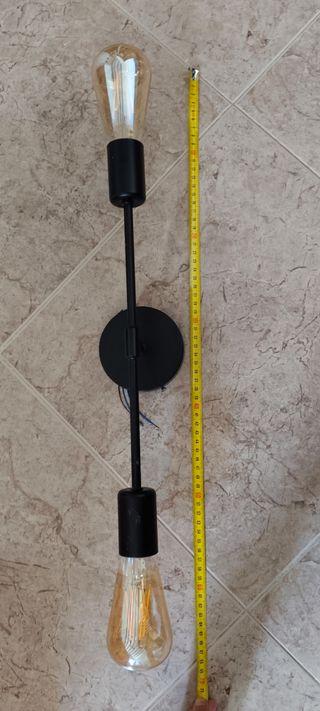 Lámpara de pared doble negra