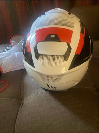 Casco Moto MT ATOM Nuevo